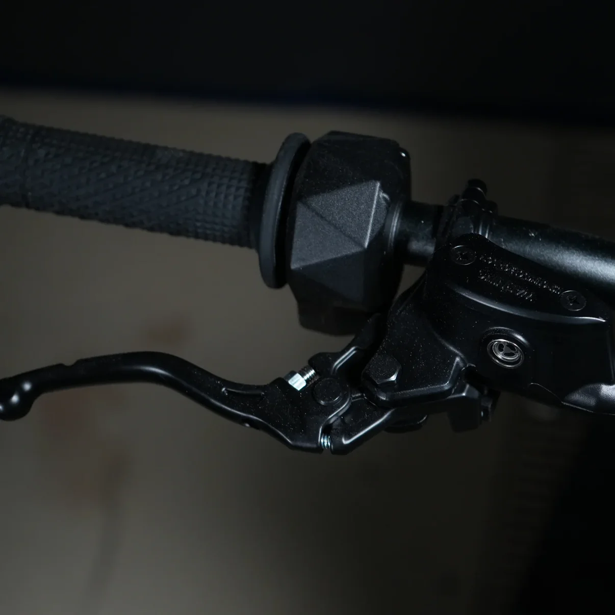 v12 Ventus One Plus V1+